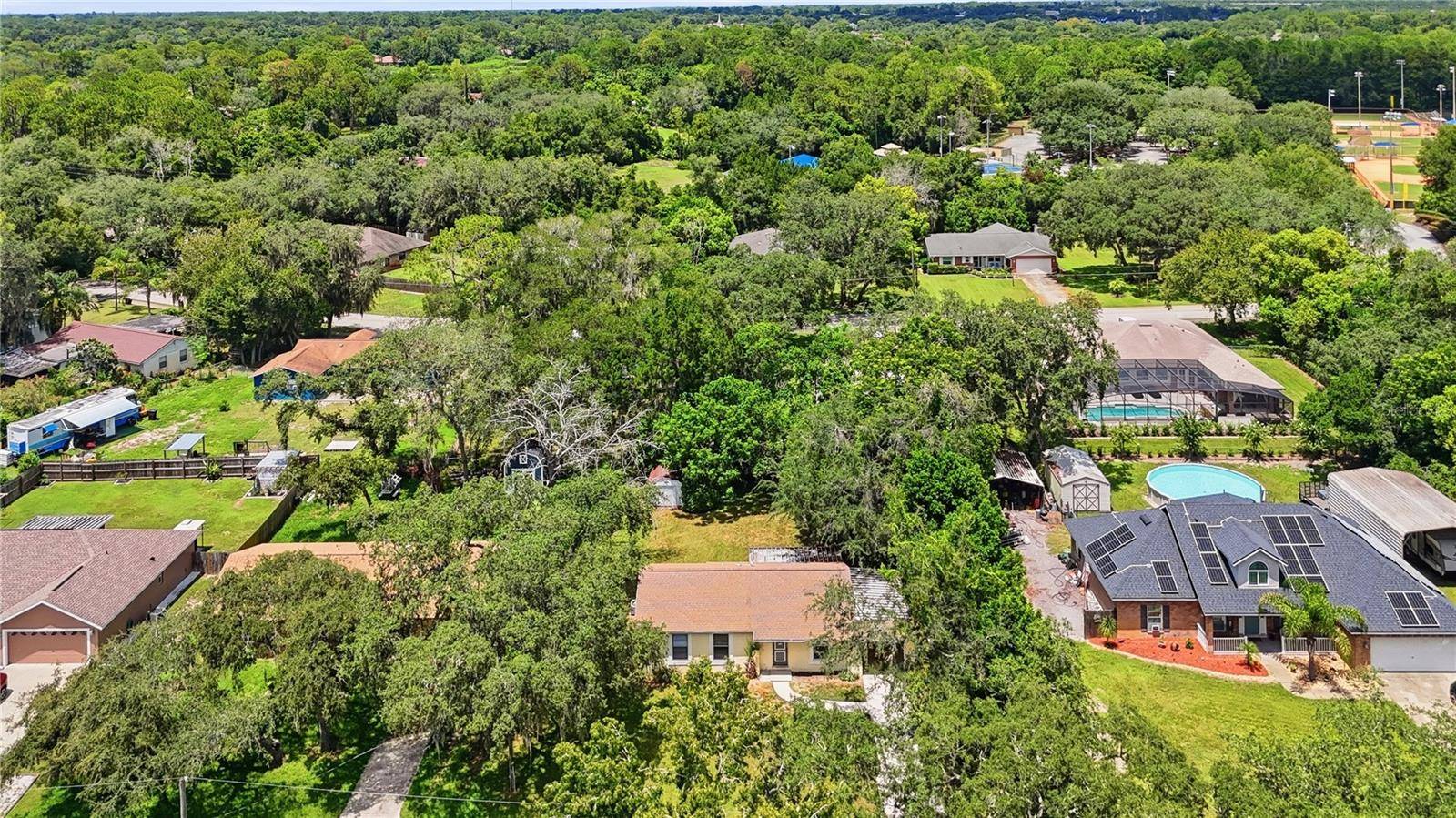 336 RIVIERA DR, Debary, FL 32713