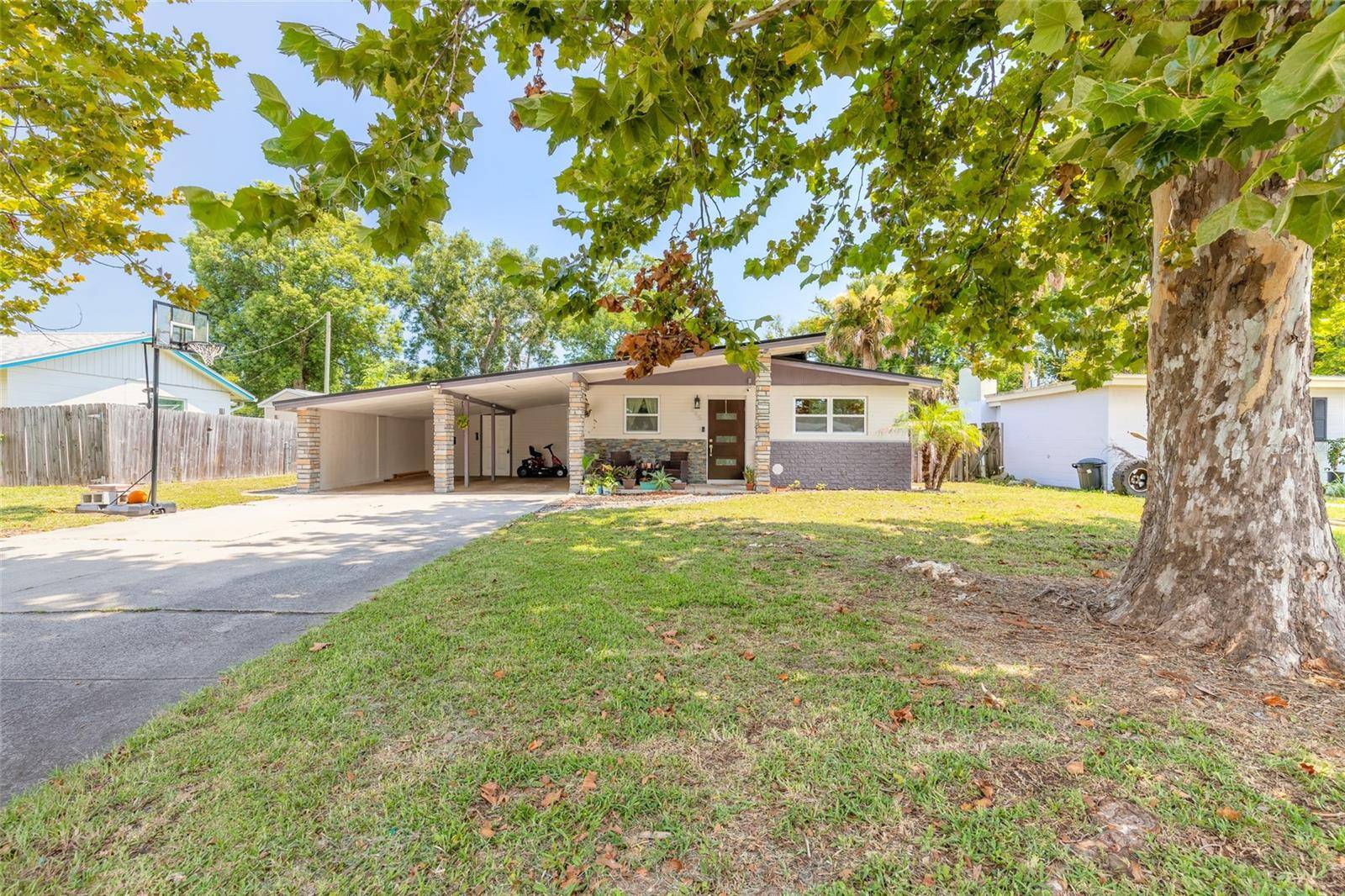 645 WESTWARD CIR, Holly Hill, FL 32117
