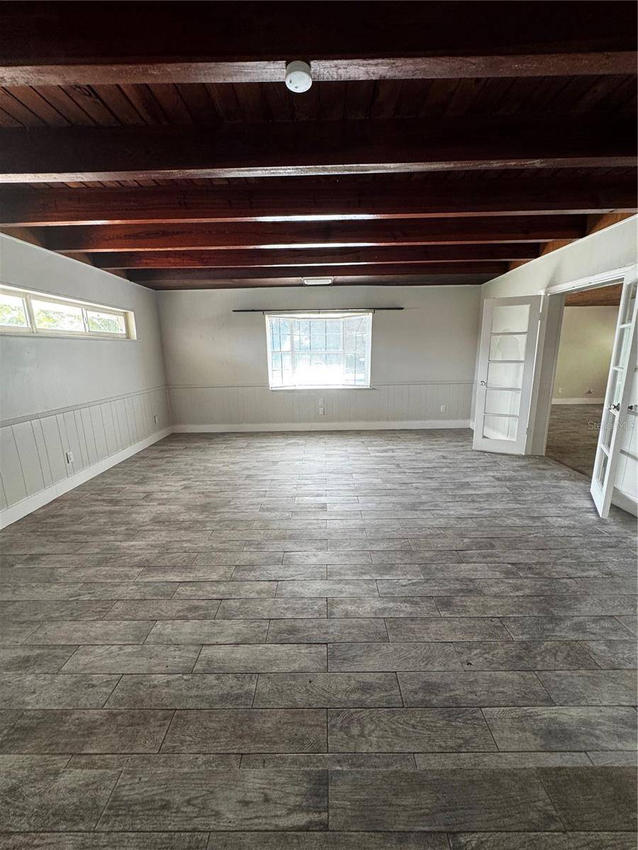2552 COLUMBUS ST, Fort Myers, FL 33901