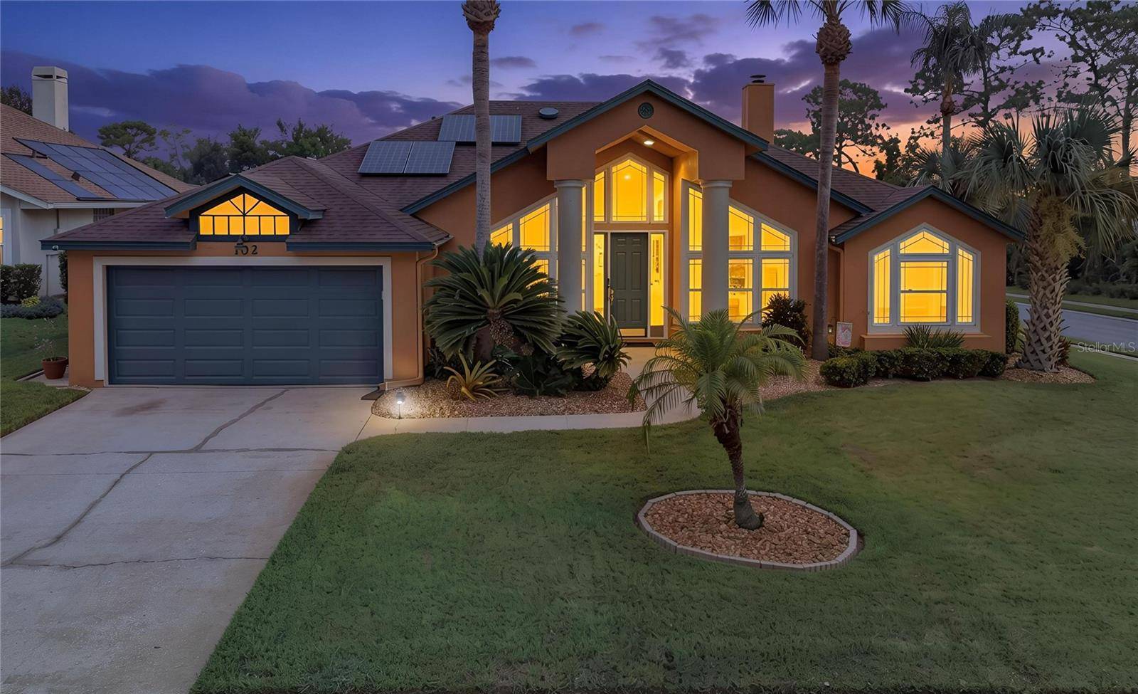 102 BIRKWOOD CT, Debary, FL 32713
