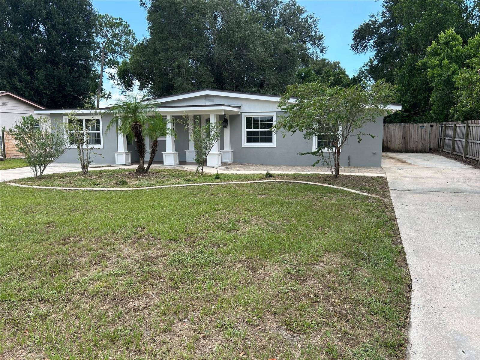 104 E GARDENIA DR, Orange City, FL 32763