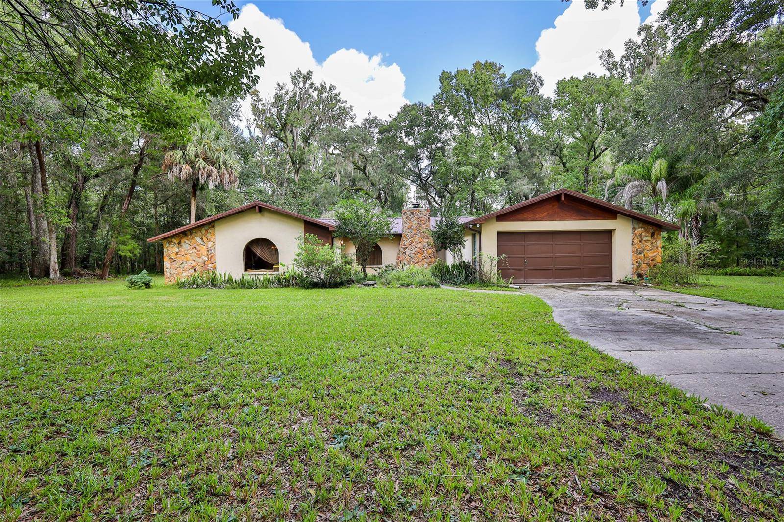 18255 LAKE LINDSEY RD, Brooksville, FL 34601