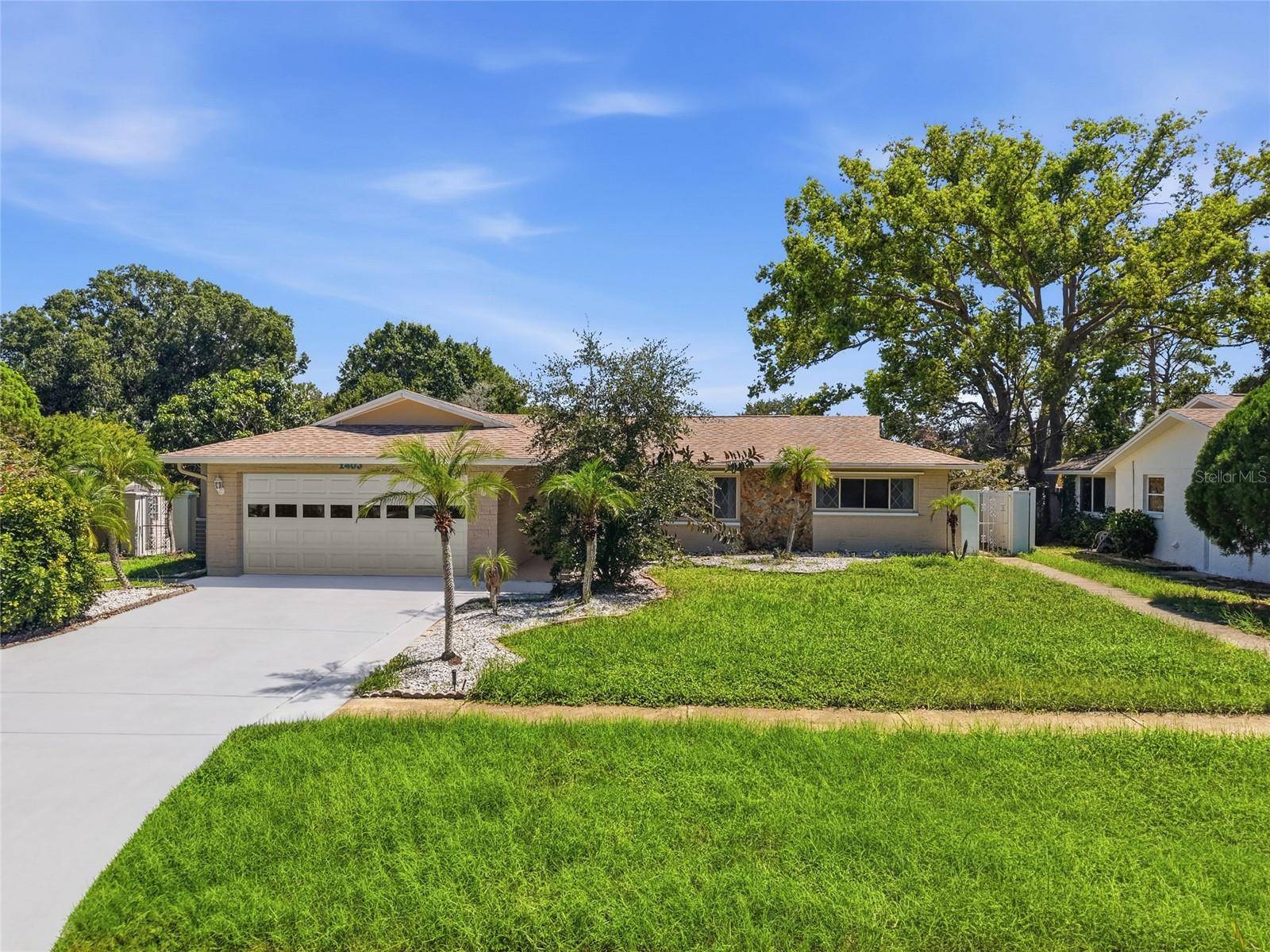 1403 GARDEN AVE, Tarpon Springs, FL 34689