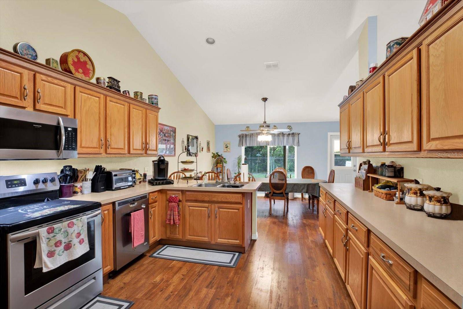 9086 MANCHESTER ST, Spring Hill, FL 34606