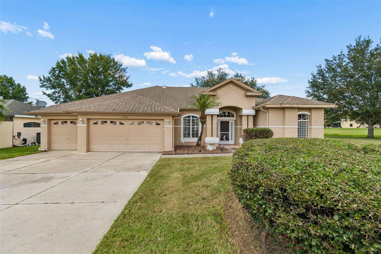 2230 CROSS TEE CT, Brooksville, FL 34604