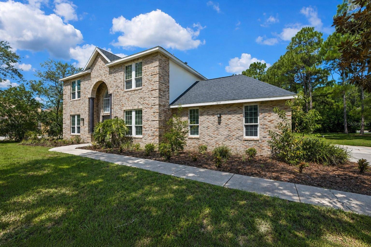 7377 ROYAL OAK DR, Weeki Wachee, FL 34607