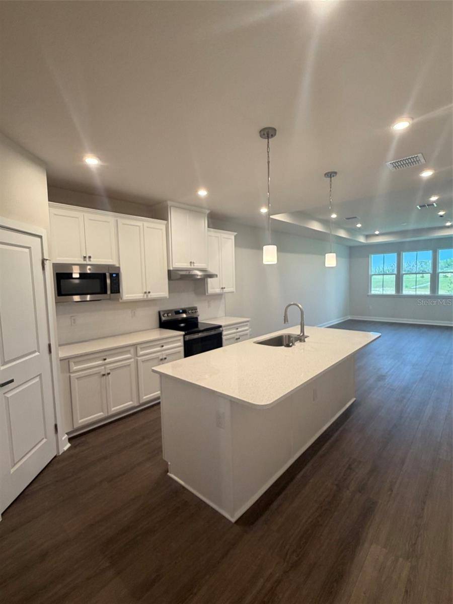 18732 HIGHLAND DEW ST, Spring Hill, FL 34610