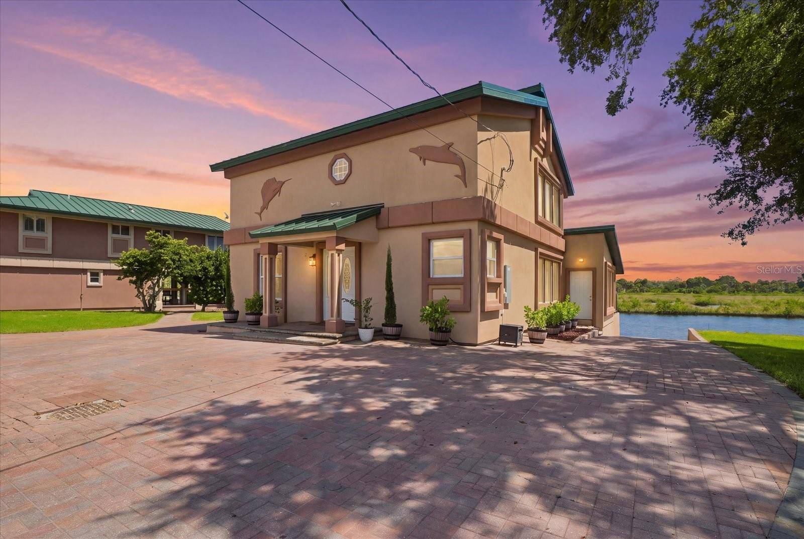 3194 INDIAN GULF LN, Hernando Beach, FL 34607