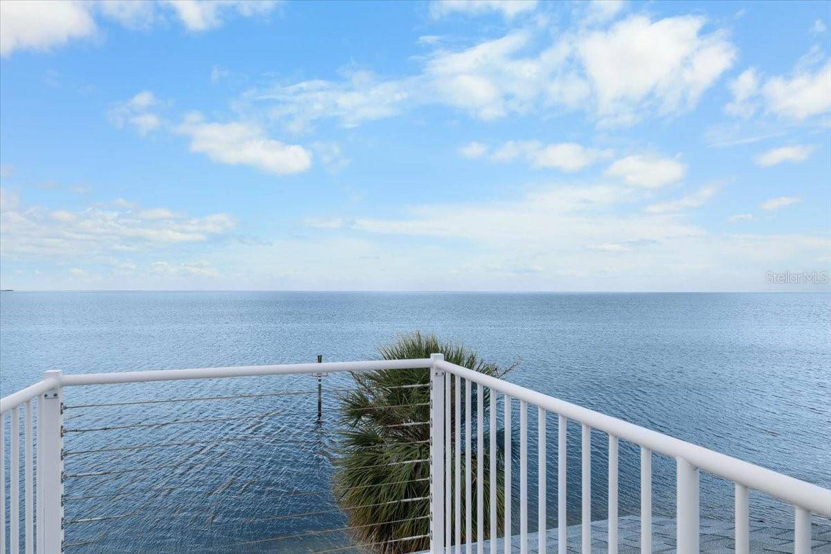 3200 GULF WINDS CIR, Hernando Beach, FL 34607