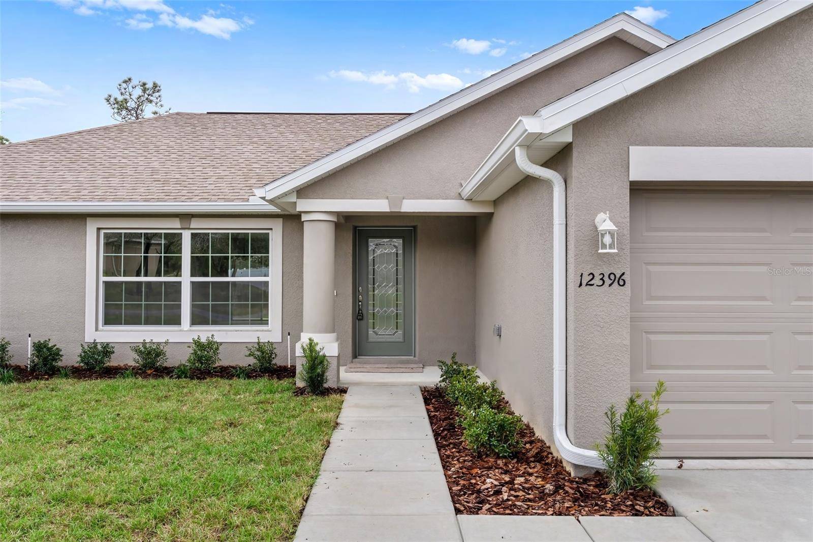 12073 MANASSAS AVE, Weeki Wachee, FL 34614