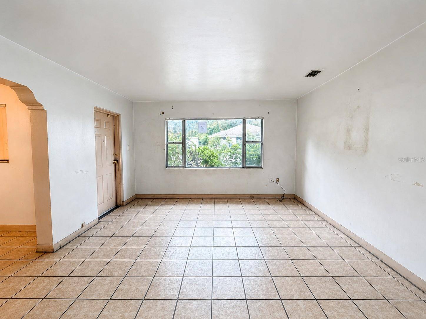 3801 E OSBORNE AVE, Tampa, FL 33610