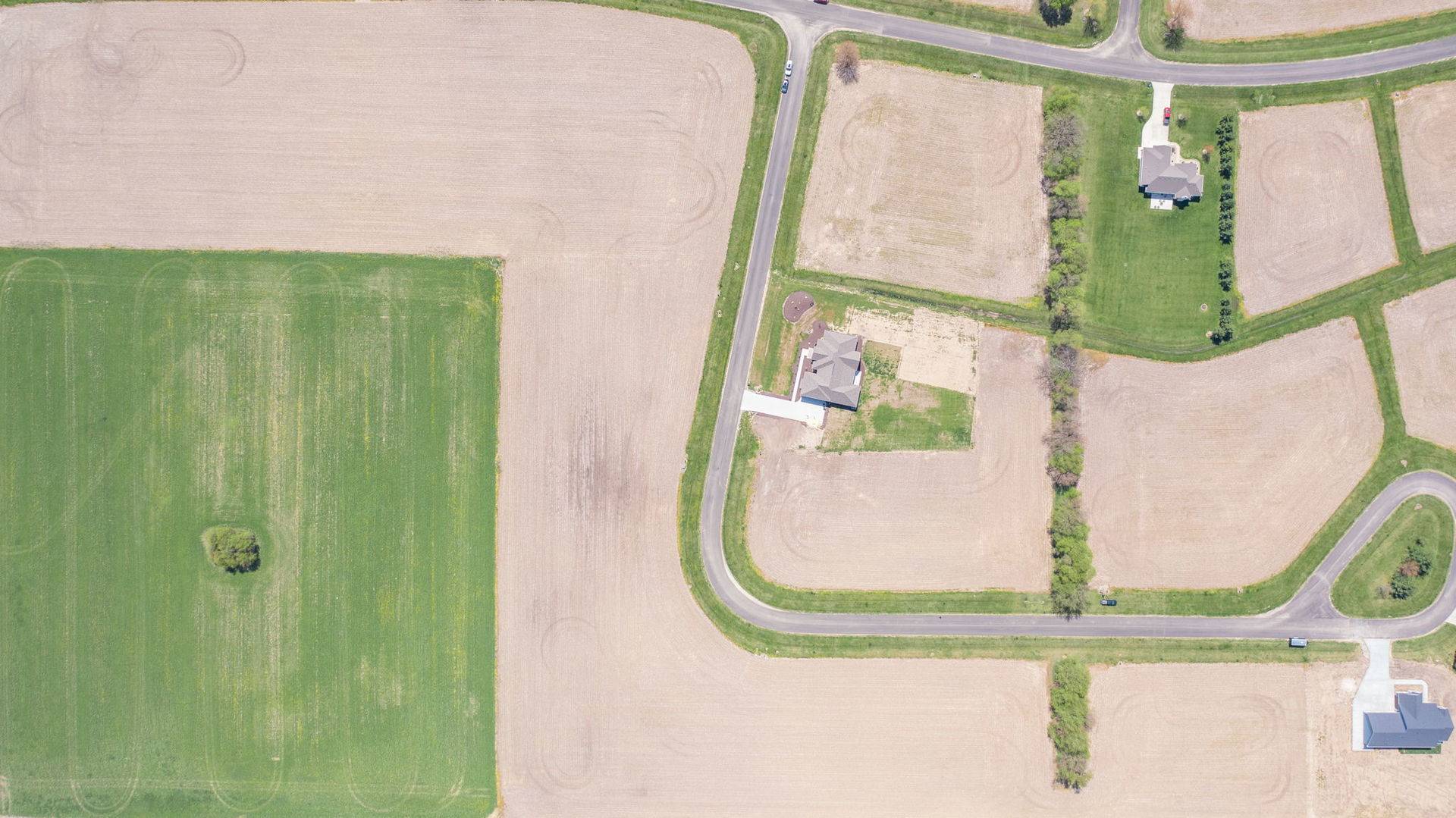 2989 N 4459th RD, Newark, IL 60541