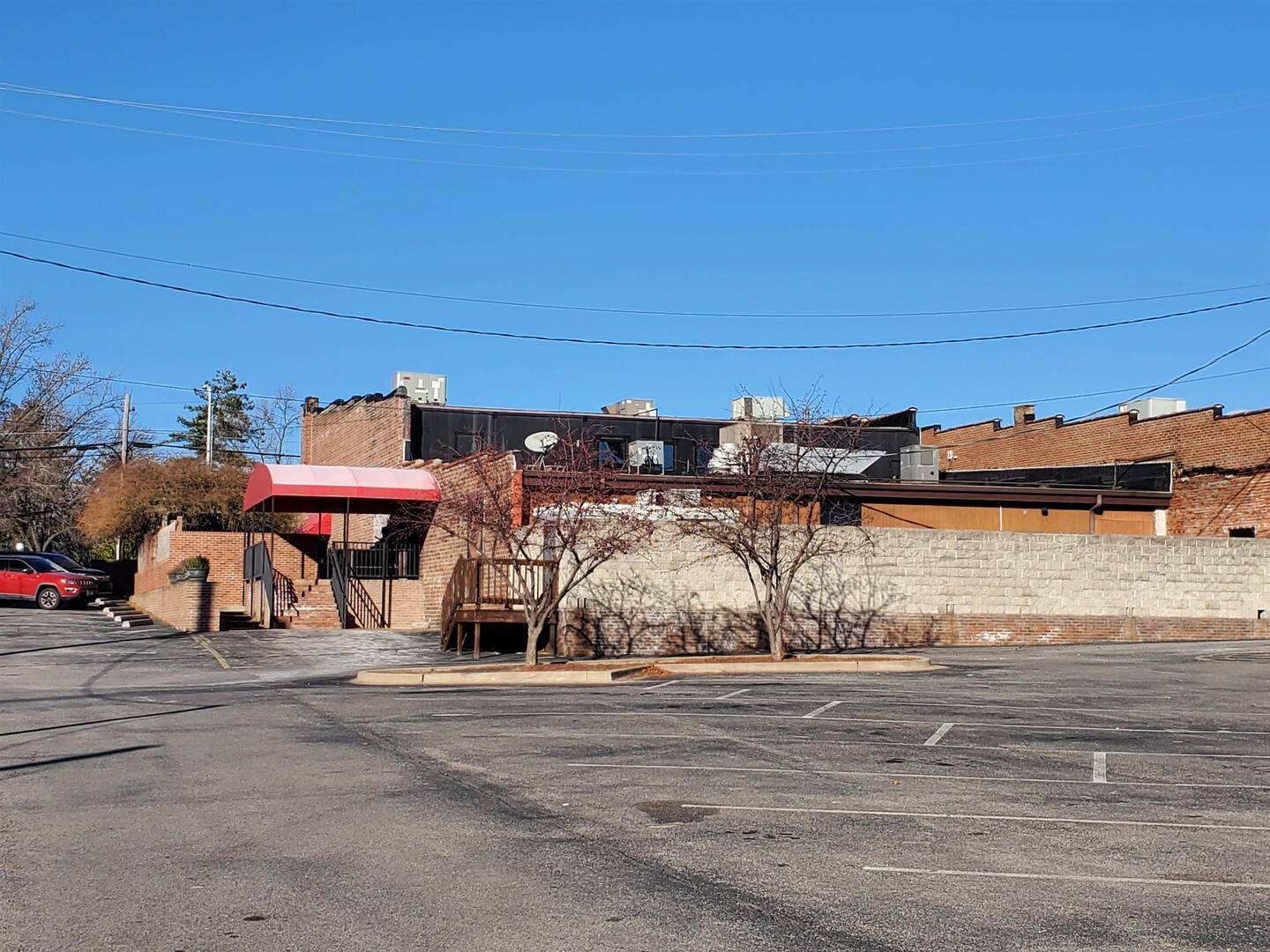 213 E Main ST, Carbondale, IL 62901