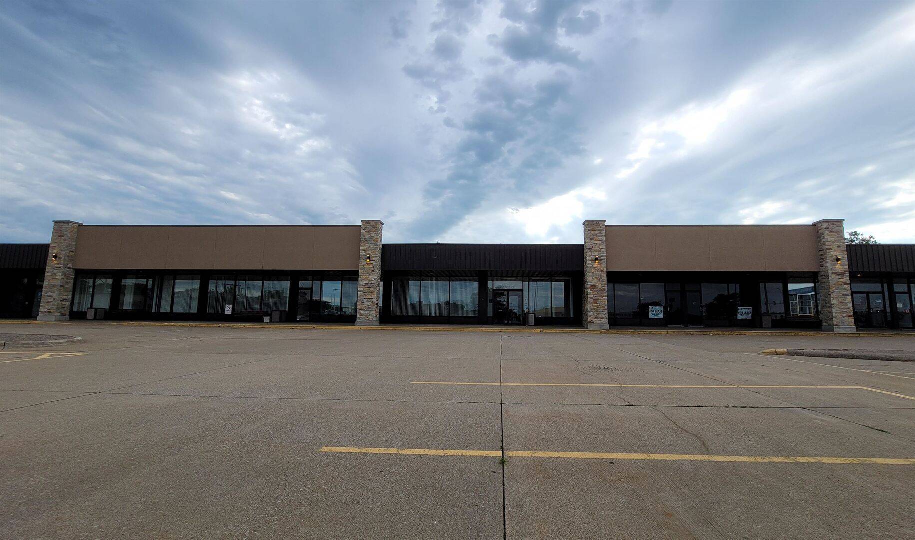 4703 16th ST #G, Moline, IL 61265