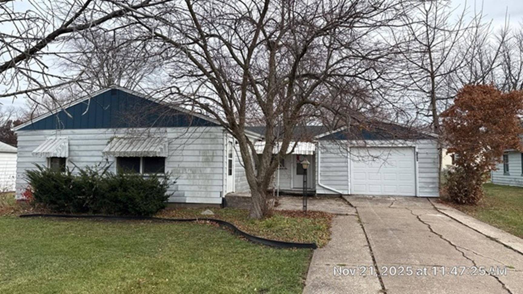 11315 16th ST, Milan, IL 61264
