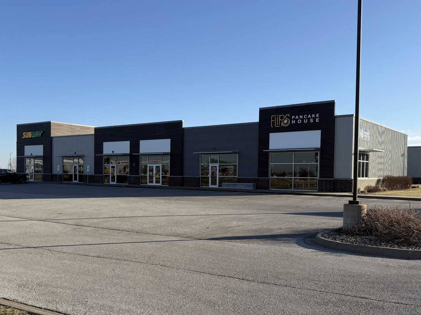 5167-5171 Competition DR, Bettendorf, IA 52722