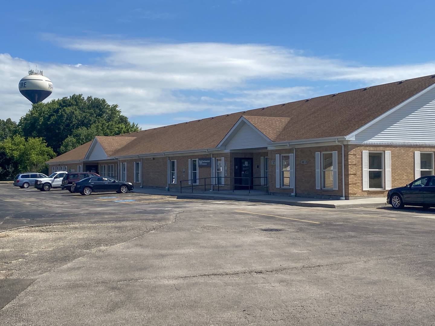 895 S State ST #202, Hampshire, IL 60140