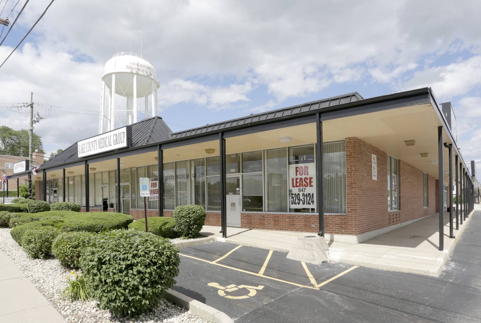 155 N Seymour AVE #155, Mundelein, IL 60060