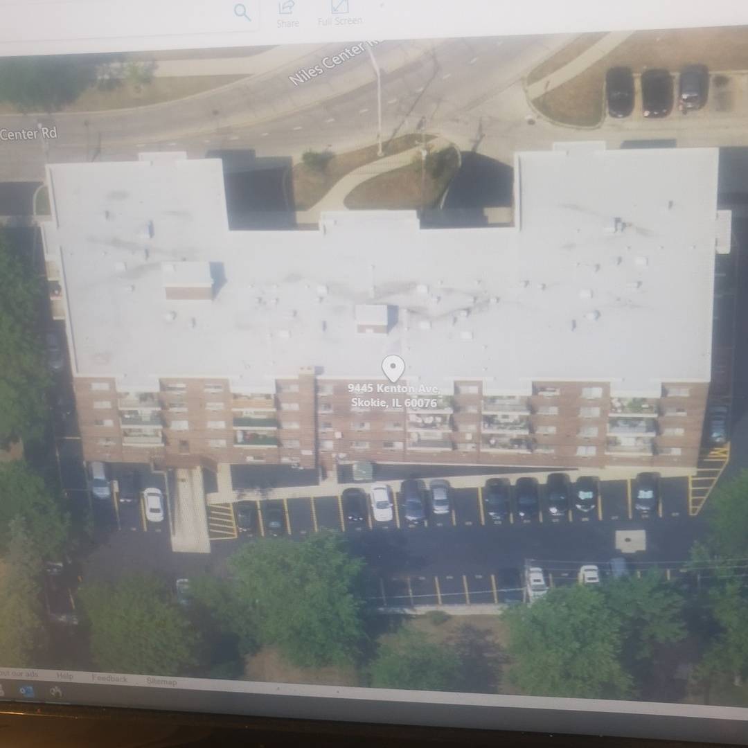 9445 Kenton AVE #P-14, Skokie, IL 60076