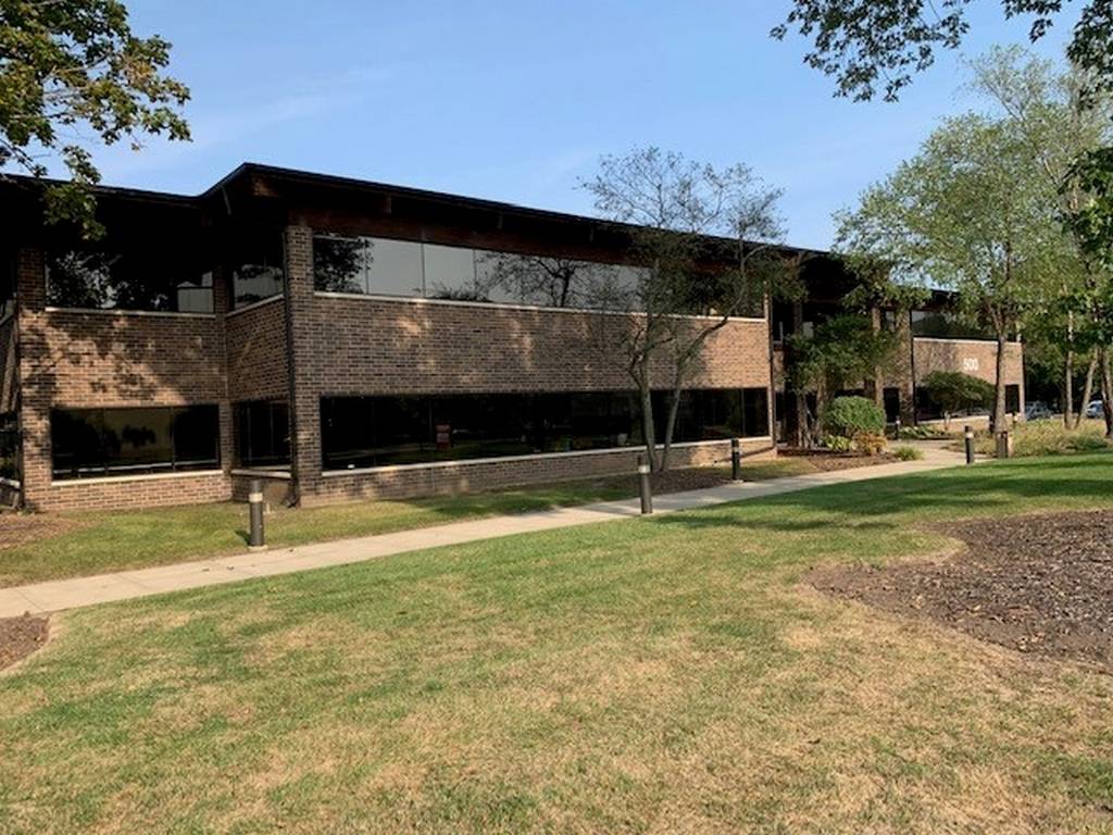 500 COVENTRY LN #120, Crystal Lake, IL 60014