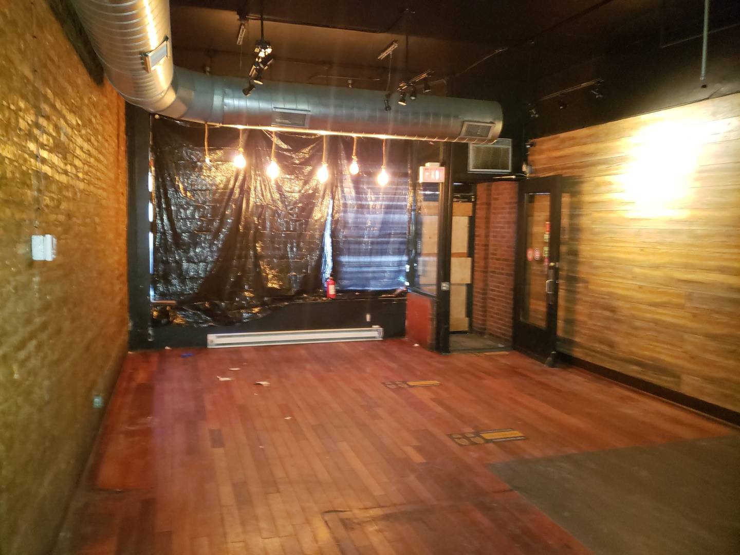 909 W Irving Park RD #STOREFRONT, Chicago, IL 60613