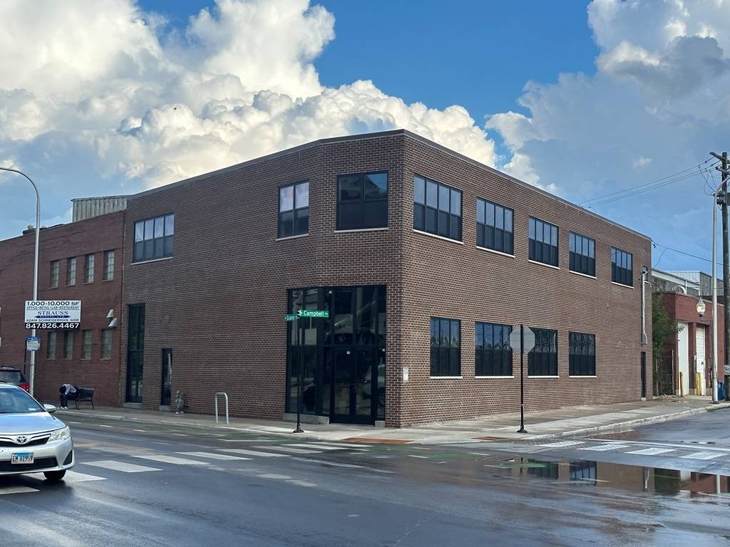 2461 W Grand AVE, Chicago, IL 60612