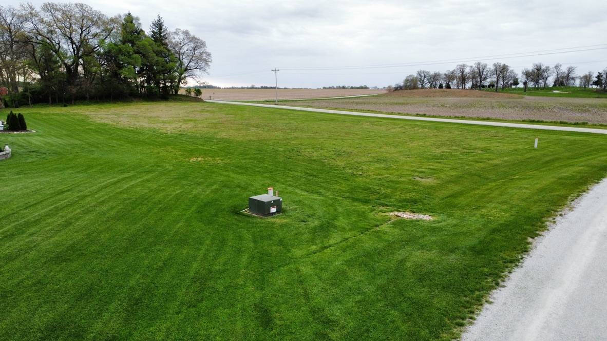 1882 N 2270 East RD, Watseka, IL 60970