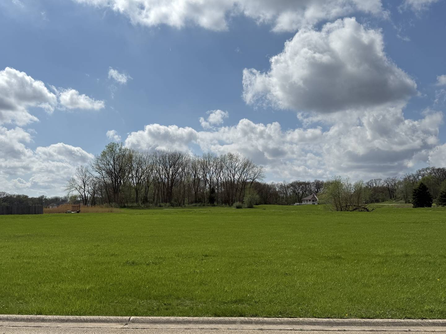 135 Fairway DR, Essex, IL 60935