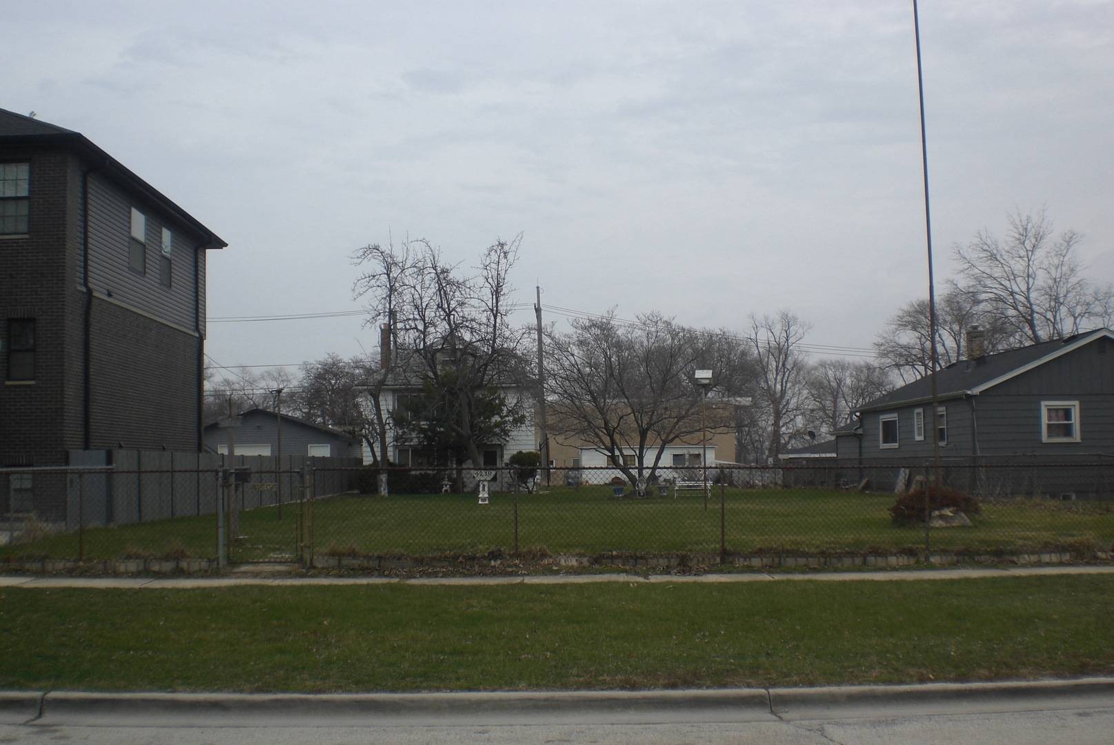 4239 Grove AVE, Stickney, IL 60402