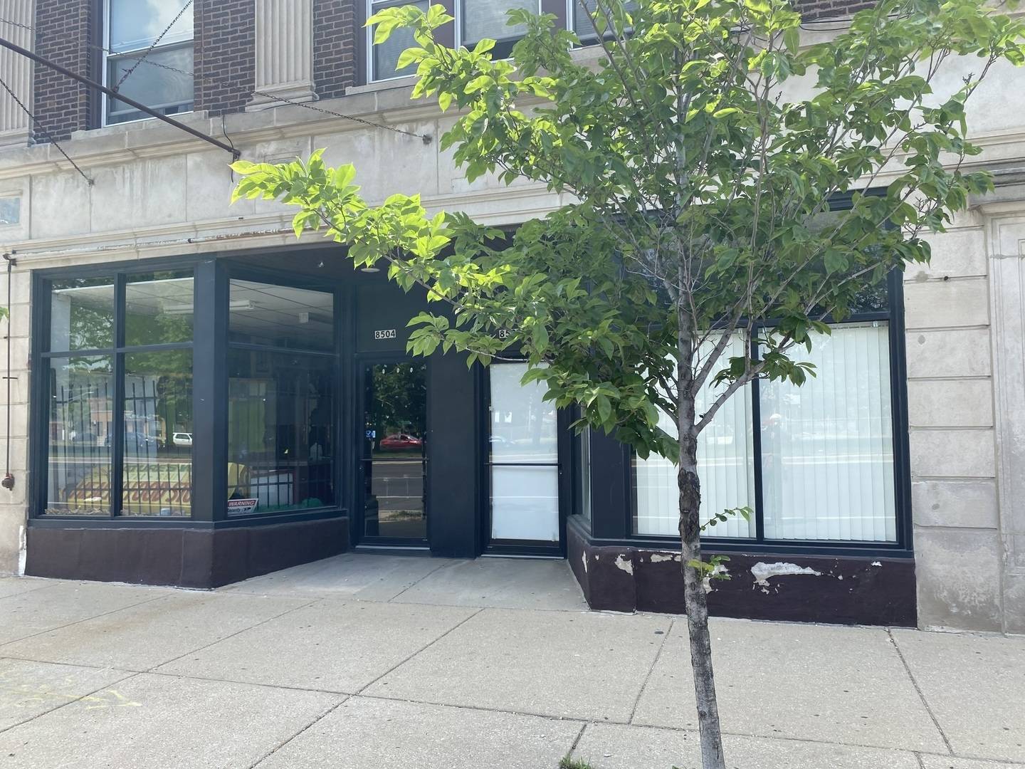 8504 S STONY ISLAND AVE, Chicago, IL 60617