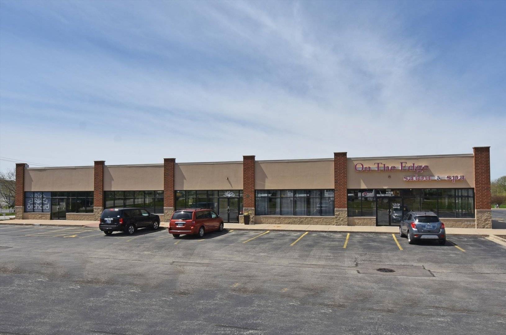 1175 Oak ST, North Aurora, IL 60542