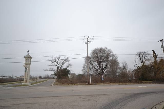 3301 US 20 HWY, Elgin, IL 60124