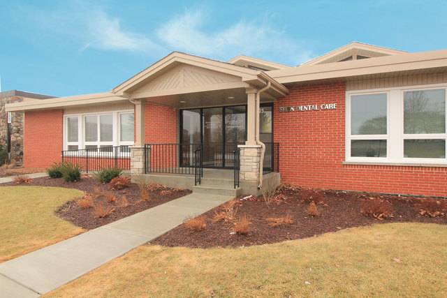 325 W Prospect AVE #5, Mount Prospect, IL 60056