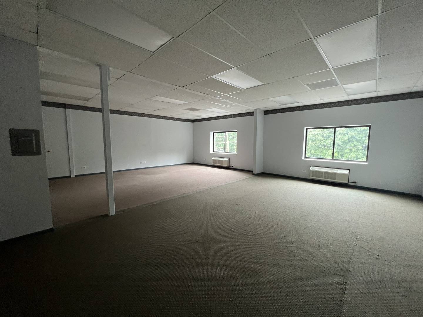 500 N Lake ST #10, Mundelein, IL 60060