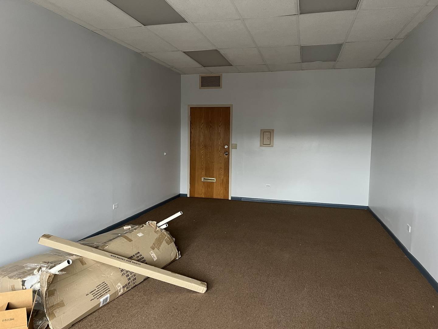 500 N Lake ST #6, Mundelein, IL 60060