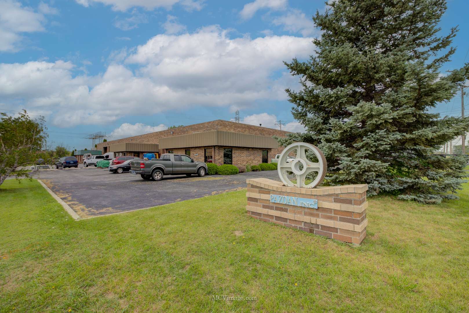 7500 W 84th PL, Bridgeview, IL 60455