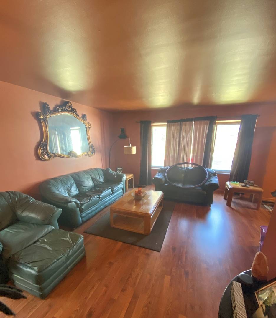 549 W 95th ST, Chicago, IL 60628