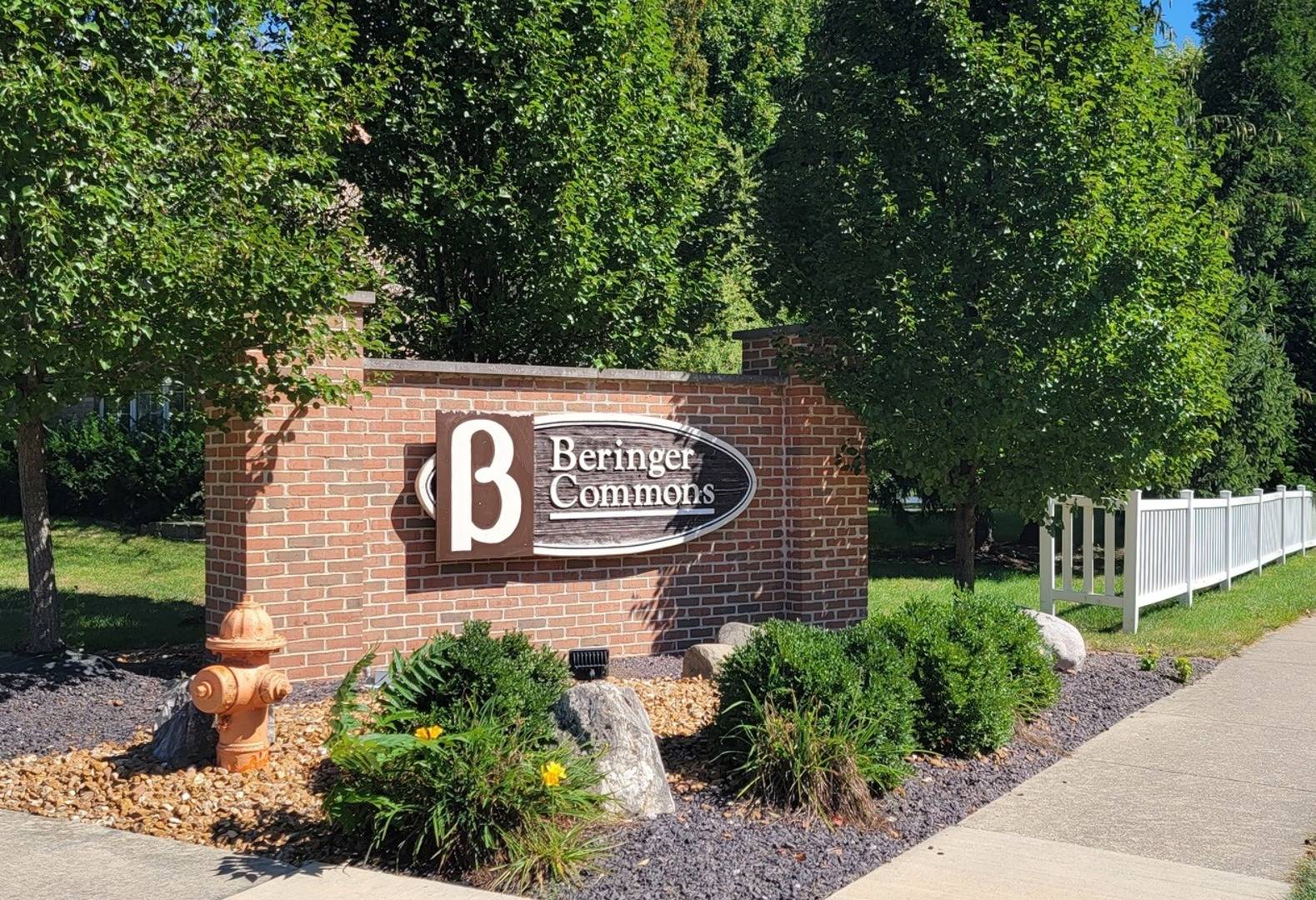 3014 E Beringer CIR, Urbana, IL 61802