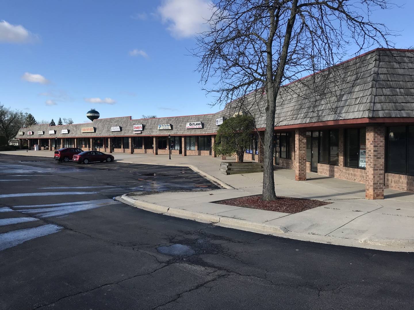 300 N Milwaukee AVE #C, Lake Villa, IL 60046