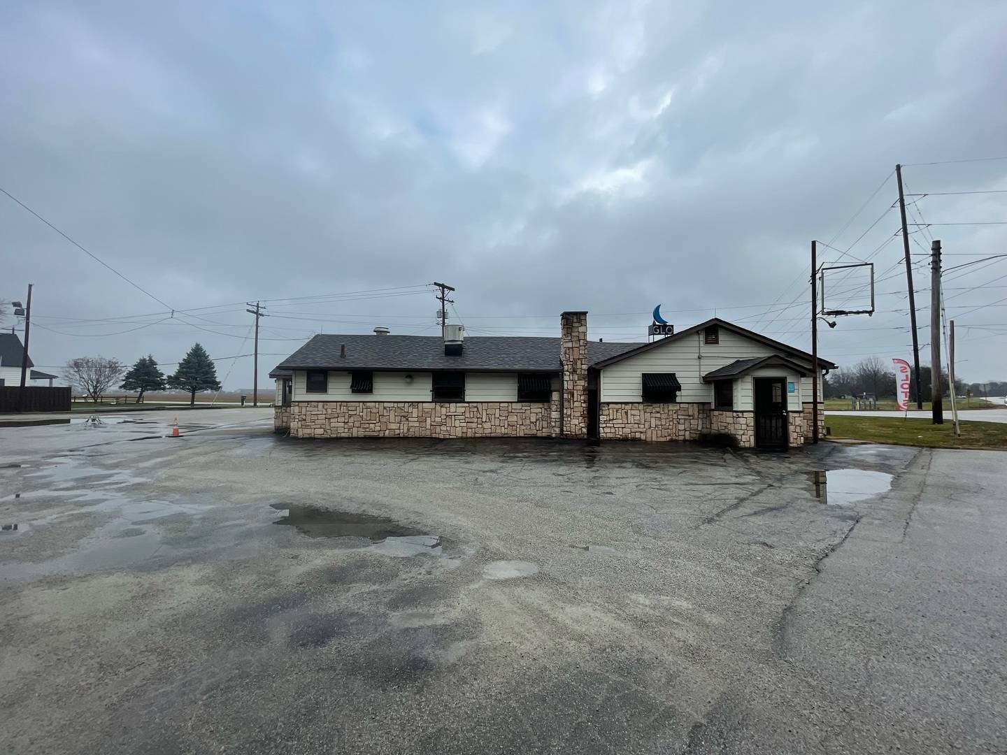 3124 Perrysville RD, Danville, IL 61834