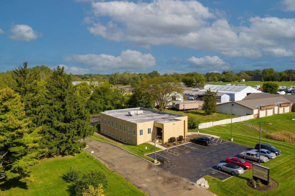1065 Lake AVE #LL, Woodstock, IL 60098