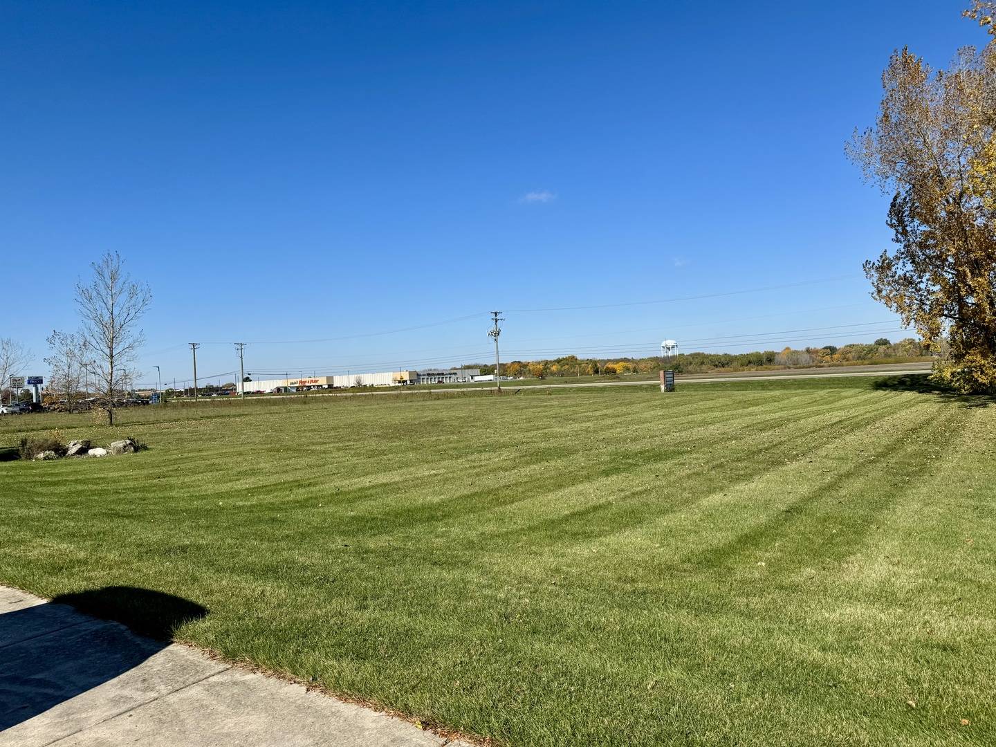 2071 Wiesbrook DR, Oswego, IL 60543