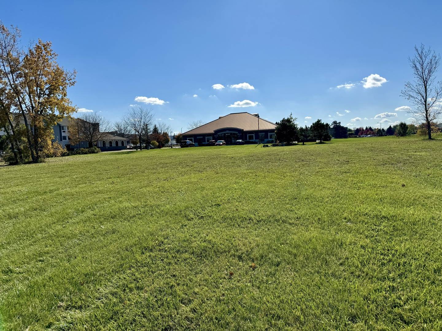 2071 Wiesbrook DR, Oswego, IL 60543