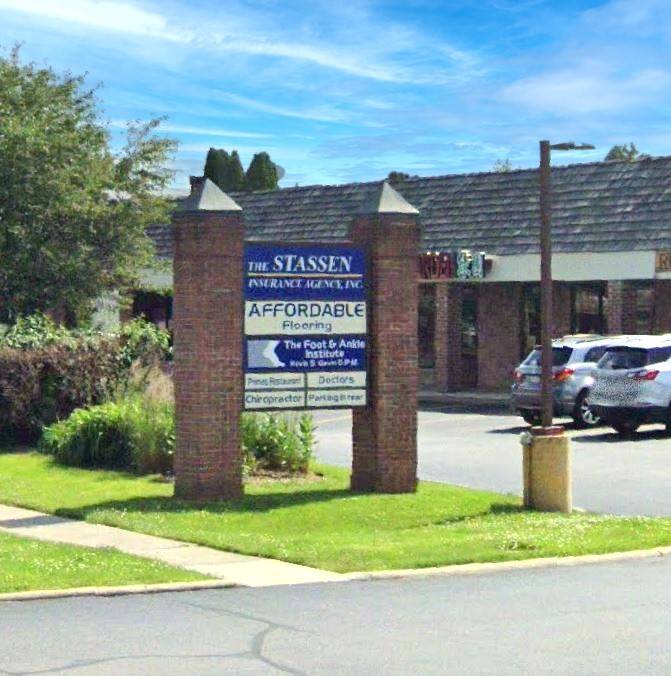 1664 S Eastwood DR, Woodstock, IL 60098