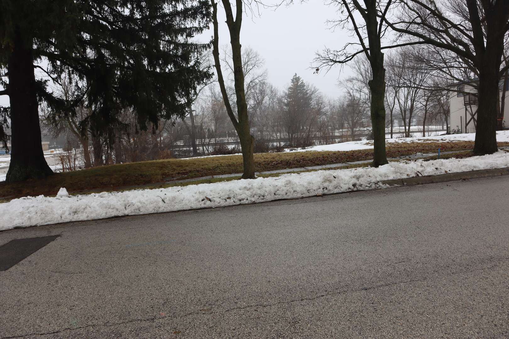 403 W Oneida AVE, Bartlett, IL 60103