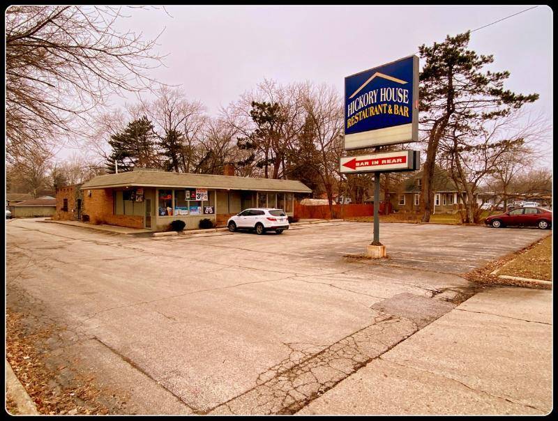 38652 N Sheridan RD, Beach Park, IL 60099