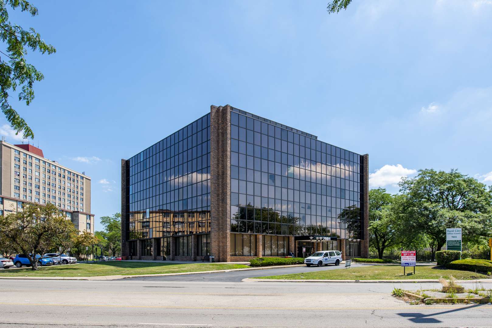 Address not disclosed, Chicago, IL 60652
