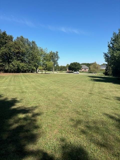 14607 Knob Hill DR, Heyworth, IL 61745