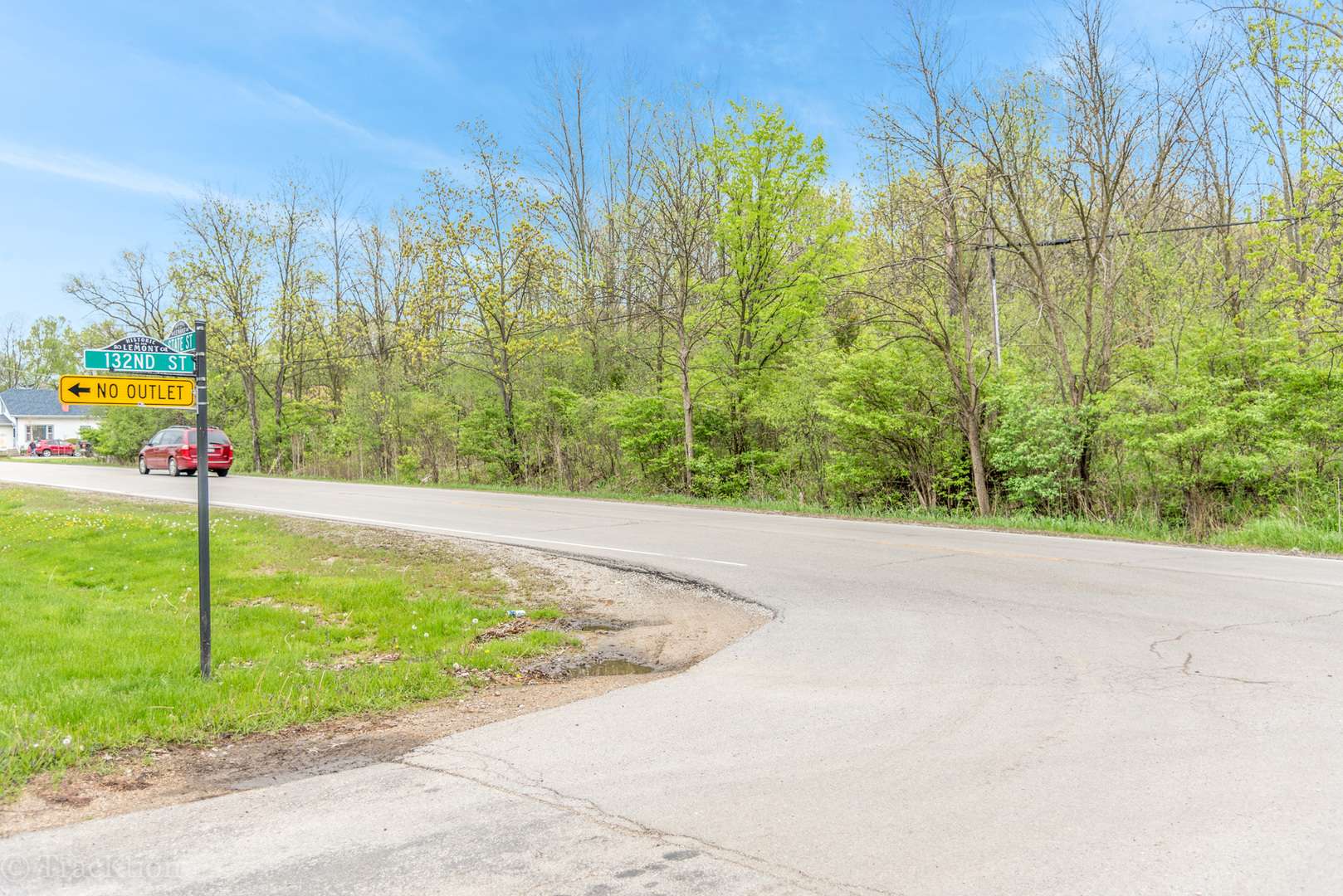 1365 STATE ST, Lemont, IL 60439