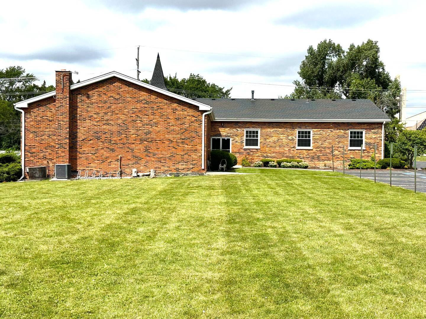 5333 W 151st ST, Oak Forest, IL 60452